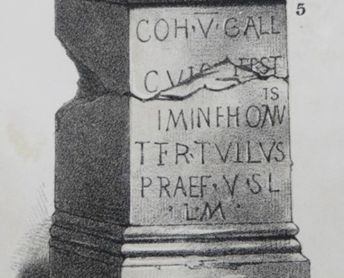An antique engraving of a fractured Roman stone altar block bearing a Latin inscription starting with "COH V GALL" on a white background.